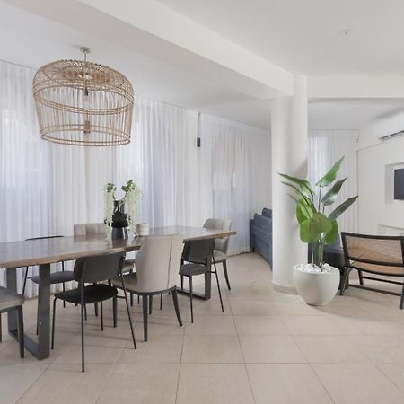 Ferienwohnung Luxurious 130Sqm Family Penthouse Eilat Exterior foto